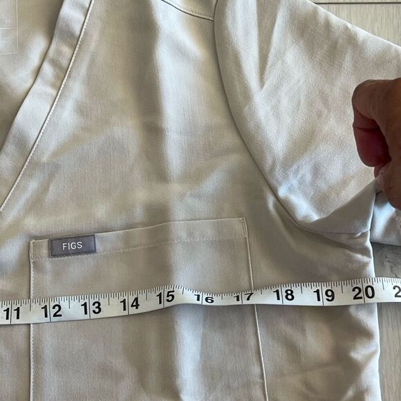 Fig woman scrubs top size M - Picture 3 of 6